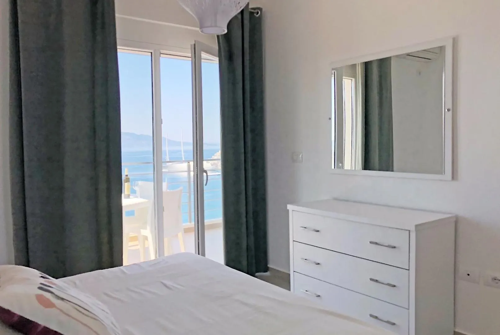 Saranda Luxury View Apartment Albanien